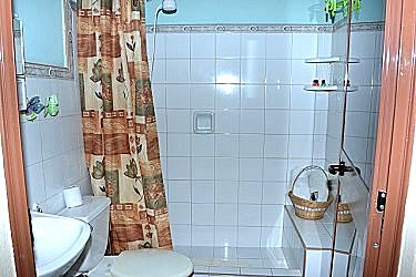 Ba&ntilde;o 1
