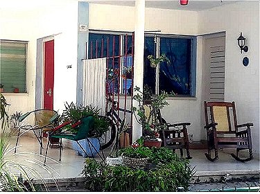 Entrada a la casa