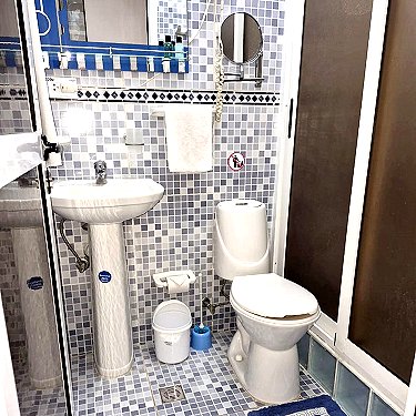 Ba&ntilde;o de la habitacion 1