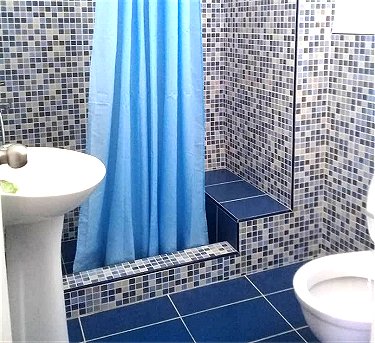 Ba&ntilde;o habitacion 1