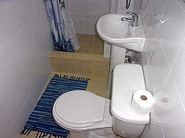 Ba&ntilde;o habitacion 3