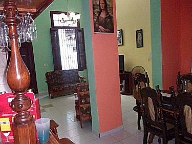 Sala de estar (terraza al fondo)