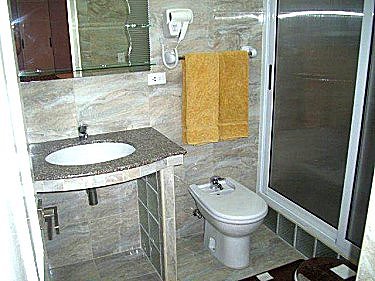 Ba&ntilde;o 4
