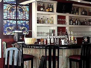 Terraza, la barra del bar del apartamento de Casa Claribel