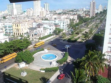 Vista calle G, Avenida Presidentes desde el apartamento de Hilda