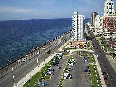 Vistas al malecon desde el apartamento Ileana